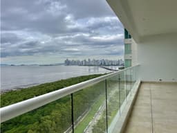 Se Vende apto en PH Marea, Costa del Este