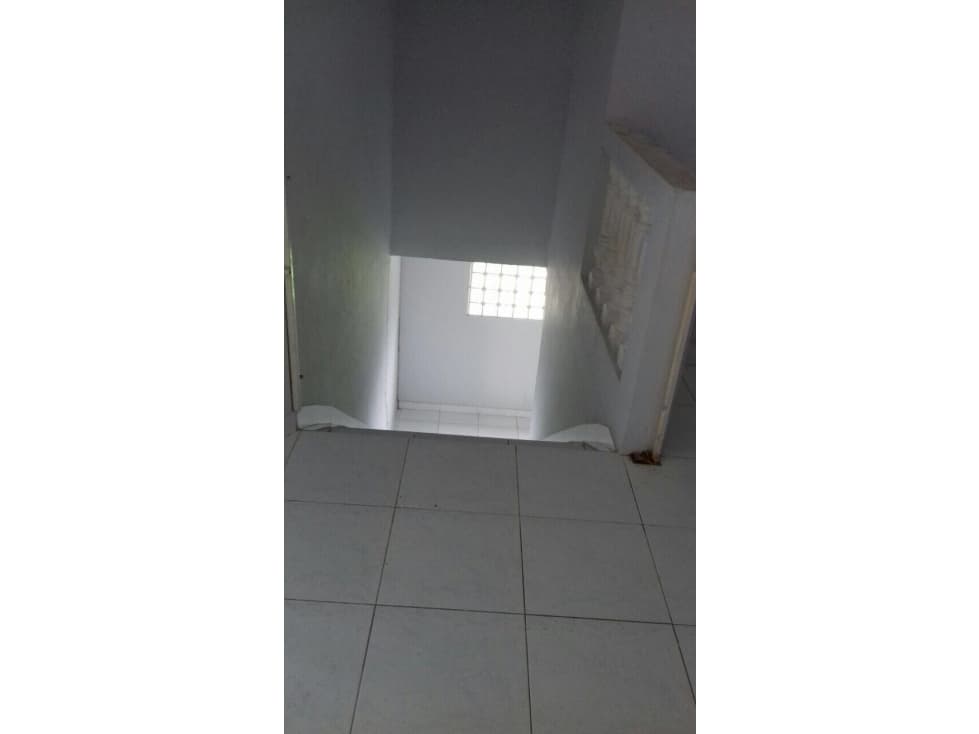 CASA DE DOS PISOS EN RIO PIEDRA PORTOBELO — foto 2