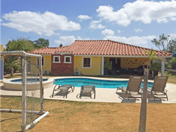 Se vende casa en Club Ecuestre Coronado, Chame