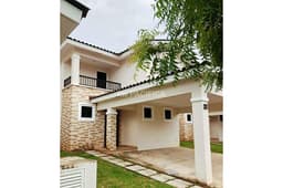 SE VENDE CASA en Bosques del Pacífico, Panamá Oeste