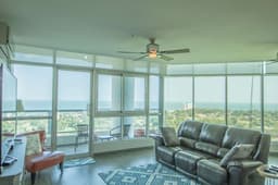 Beautifully Renovated in Coronado Golf