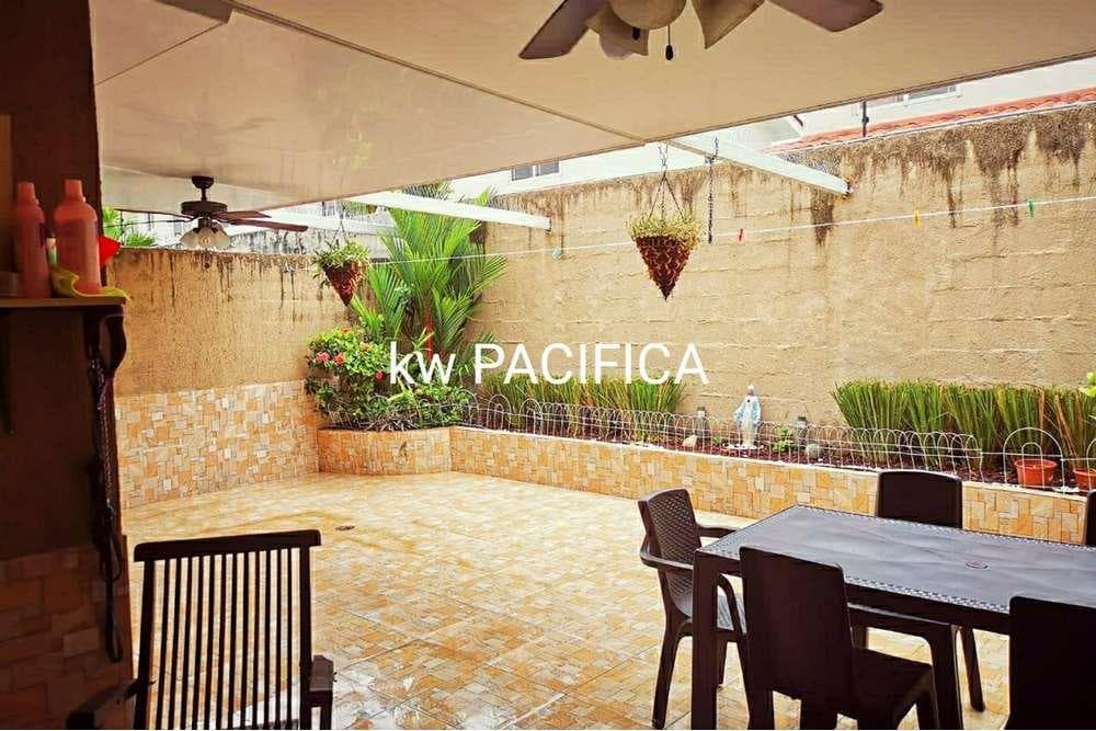 Oportunidad de Mercado, Casa de 2 niveles - Quintas de Versalles — foto 5