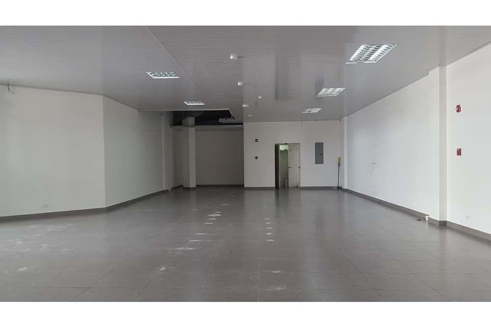 Local Comercial de 124.5 mts2 ubicado en El Dorado — foto 3