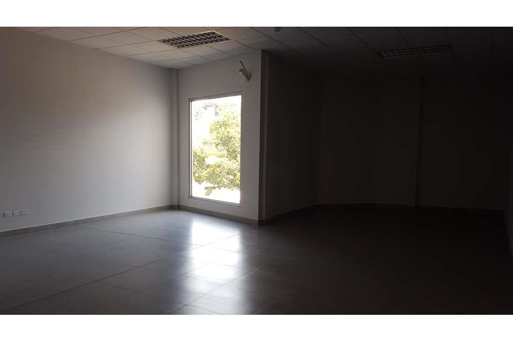 Oficina de 55.50 m2 ubicada en El Dorado — foto 2
