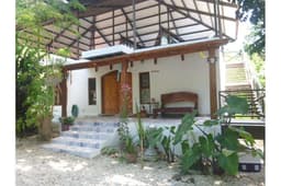Preciosa Casa con Certificado de Agro Turismo Las Lajas, Chame !!!!!