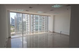 ALQUILO Oficina de 60 mts2 en Torre Aseguradora Ancón, Costa del Este.
