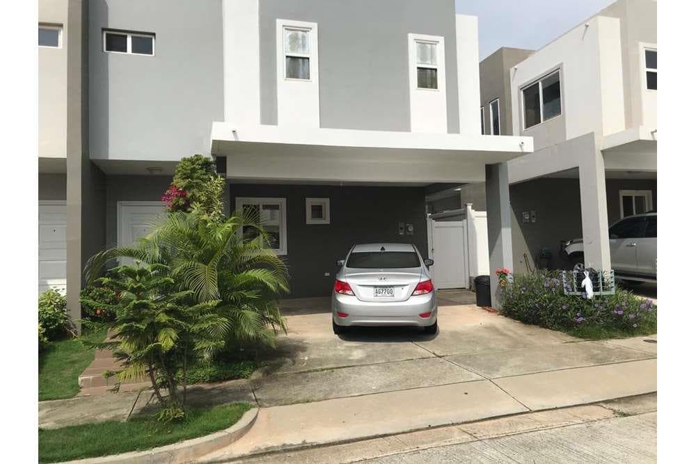 Vendo Casa impecable en Ph Augusta, Brisas del Golf Norte — foto 1