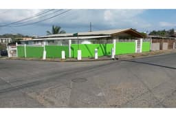 Casa en Venta, esquina sobre vía principal con alto tránsito, Betania