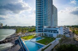 Luxurious! Ocean Front Condo For Sale!!