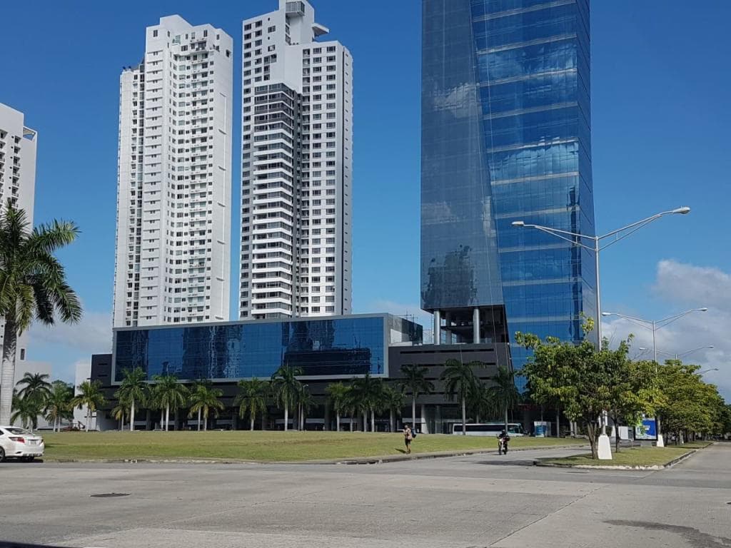 Comercial en Arrendar Panama RAH PA: 20-5595 — foto 1