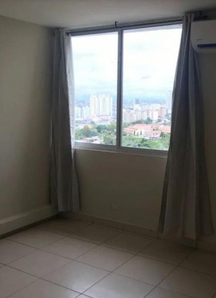 ALQUILER APARTAMENTO EN VILLA DE LAS FUENTES — foto 1
