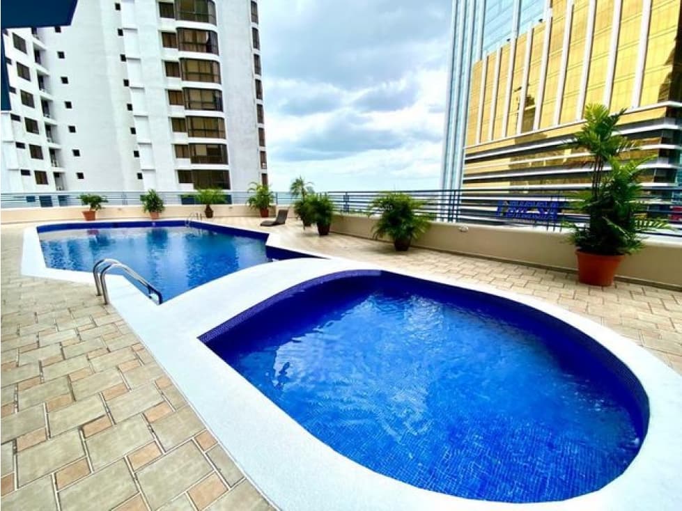 Se VENDE Apartamento en Marbella. — foto 1