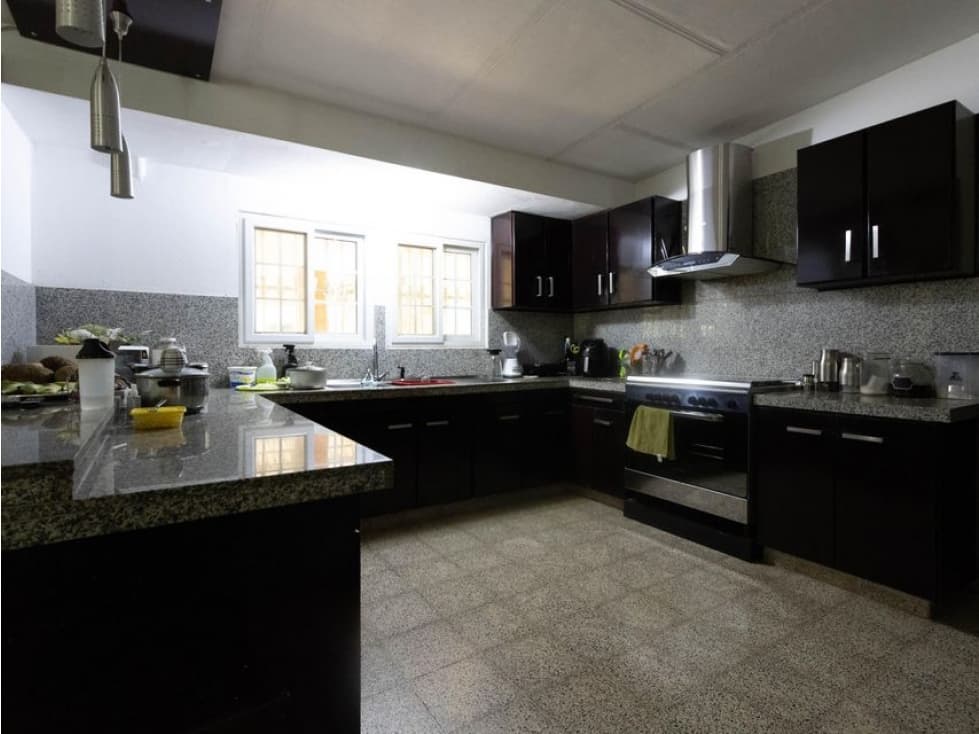 Venta casa Las Cumbres — foto 3
