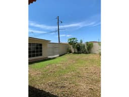 CASA EN VENTA EN BRISAS DEL GOLF RQM 20-8226