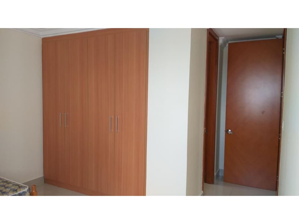 Apartamento en alquiler en Altos del Golf YMW — foto 2