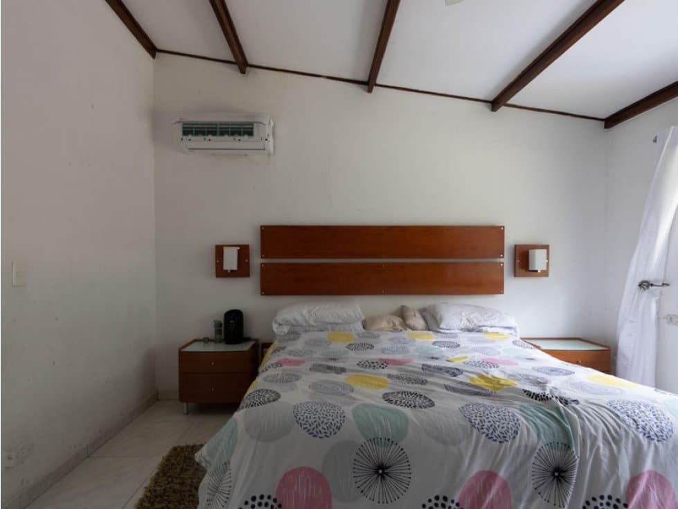 Venta casa Las Cumbres — foto 4