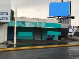 TERRENO COMERCIAL EN VENTA EN VIA CINCUENTENARIO RQM 21-10244
