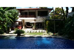 Se VENDE Casa en Urb. Club de Golf, Playa Coronado.