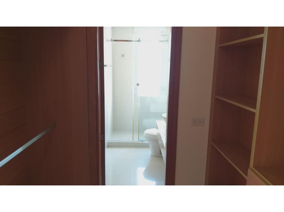 Apartamento en alquiler en Altos del Golf YMW — foto 4
