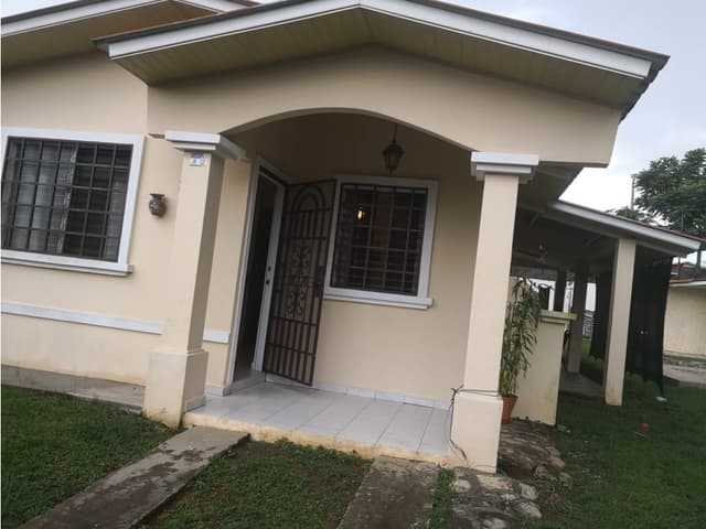 Alquiler de casa en La Chorrera OLLU2732