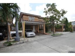 Venta de casa en Dorado Lake OLLU2879