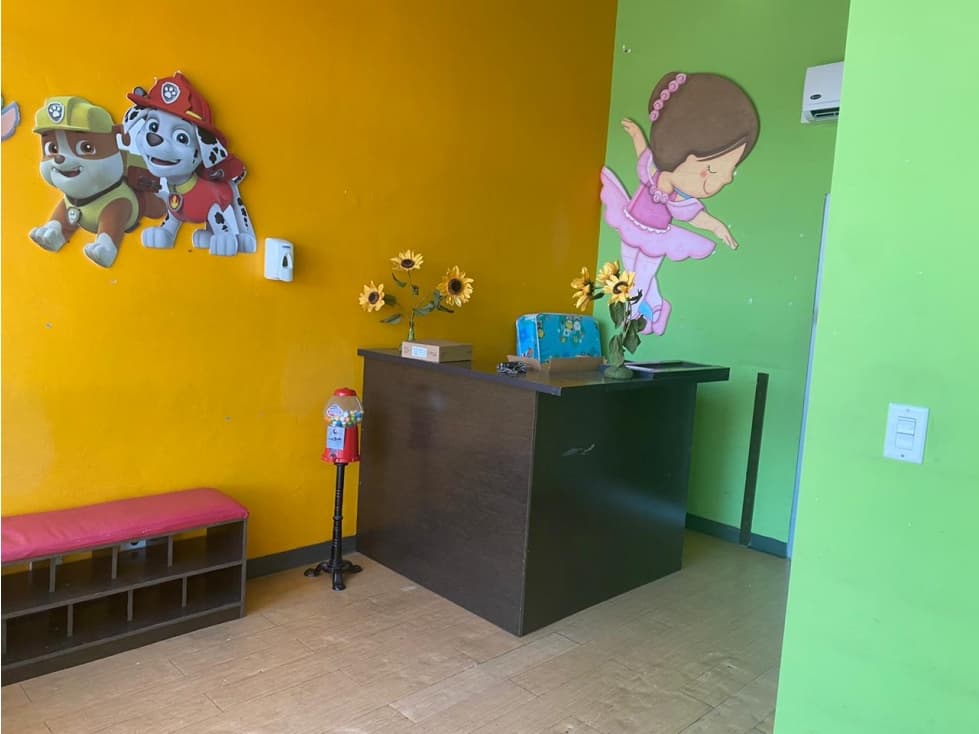 Venta de local en Las Cumbres OLLU2875 — foto 3