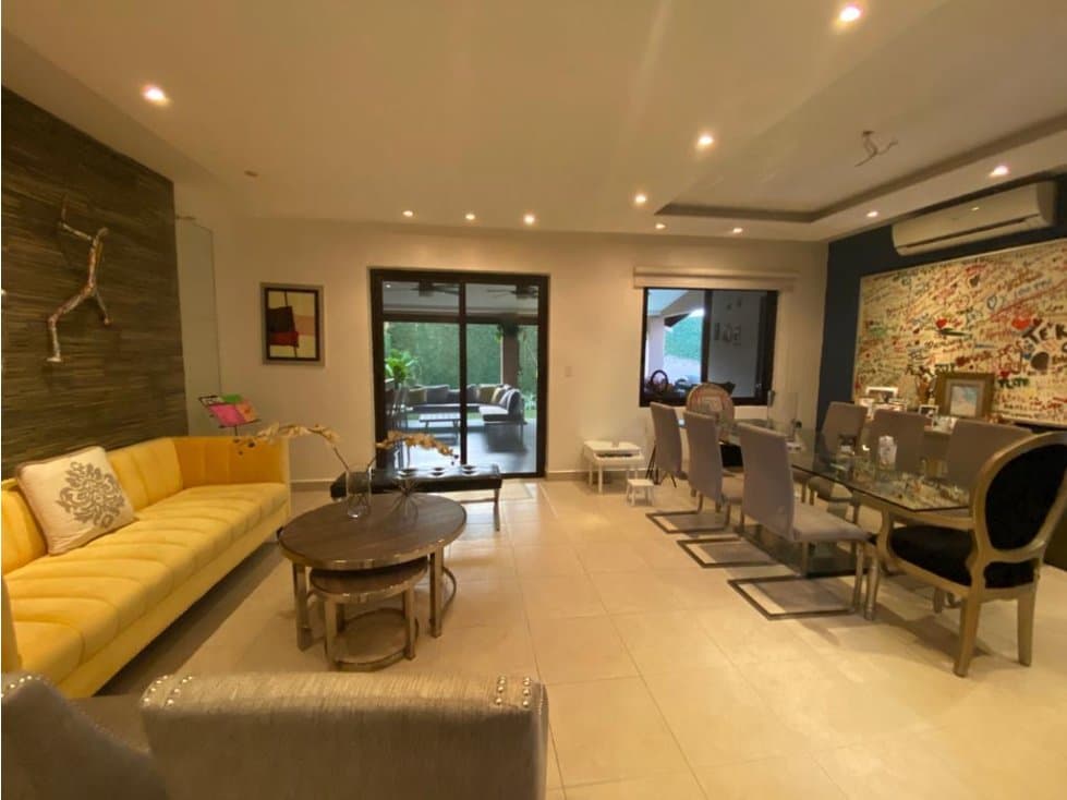 Venta de Casa en Costa Sur PH Versalles OLLU3363 — foto 1
