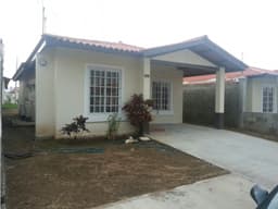 Alquiler de Casa en Tocumen Barriada Hacienda Santa Fe OLLU3551