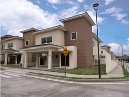 Venta de Casa en Altos de Panamá PH Altos del parque OLLU3340V
