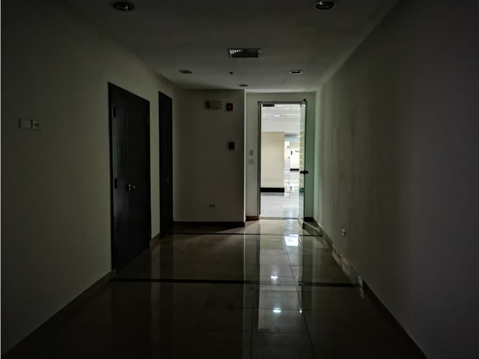 OFICINA / TORRE DE LAS AMERICAS / PUNTA PACIFICA / 155 M2 — foto 2
