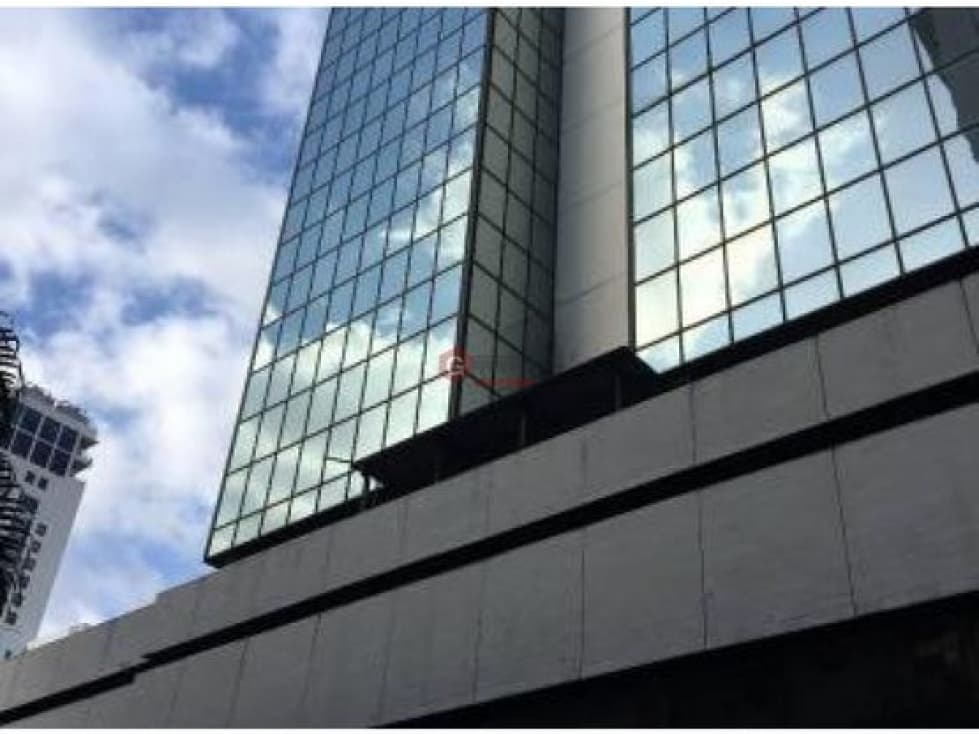 OFICINA / EDIFICIO VALLARINO / CALLE 50 / AREA BANCARIA / 250 M2 — foto 1