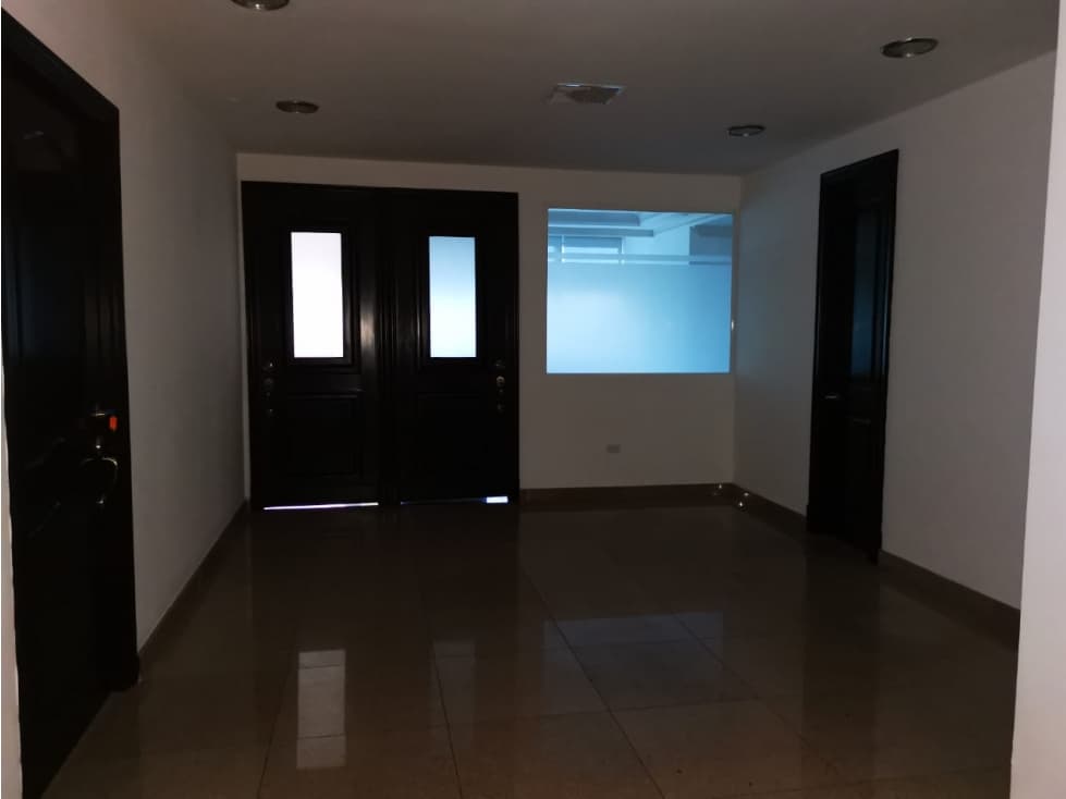 OFICINA / TORRE DE LAS AMERICAS / PUNTA PACIFICA / 155 M2 — foto 3