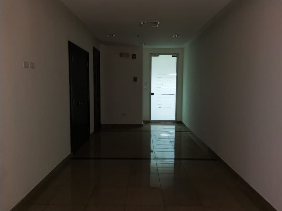 OFICINA / TORRE DE LAS AMERICAS / PUNTA PACIFICA / 155 M2 — foto 5