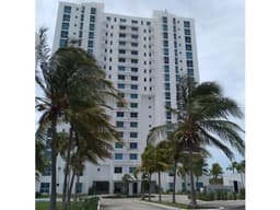 PLAYA BLANCA / RIO HATO / PH OCEAN II / AMOBLADO / 81m2
