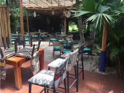 ALQUILER EN MARBELLA CASA COMERCIAL PARA RESTAURANTE 250M2 HM150