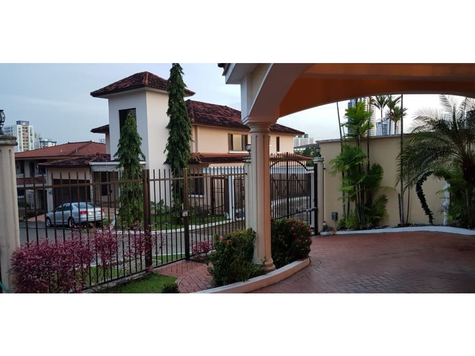 VENTA DE CASA DE DOS PLANTAS EN HATO PINTADO — foto 4