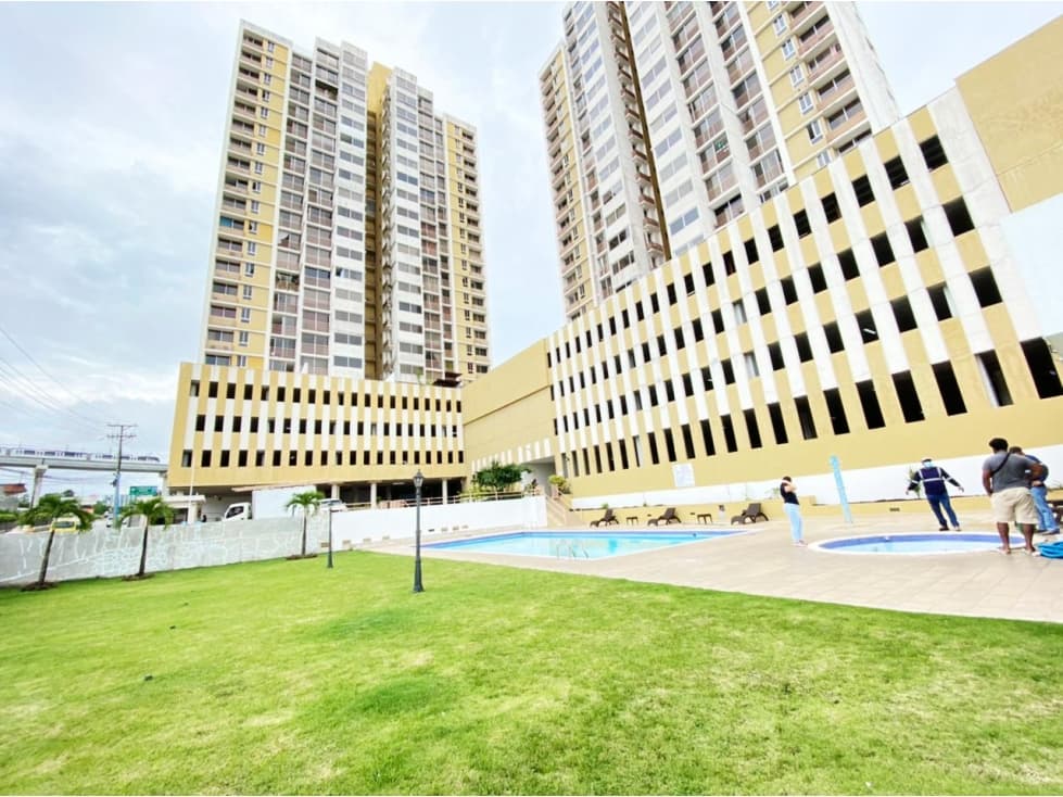 VENTA DE APARTAMENTO PH 4 ISLAS EN VIA CINCUENTARIO PN-C5 — foto 5