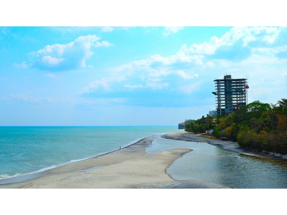 SE VENDE CASA EN PLAYA CORONA 5029RC — foto 1