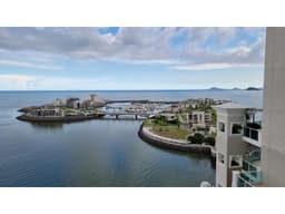 SE ALQUILA LUJOSO APARTAMENTO EN VENETIAN TOWER 4956VK