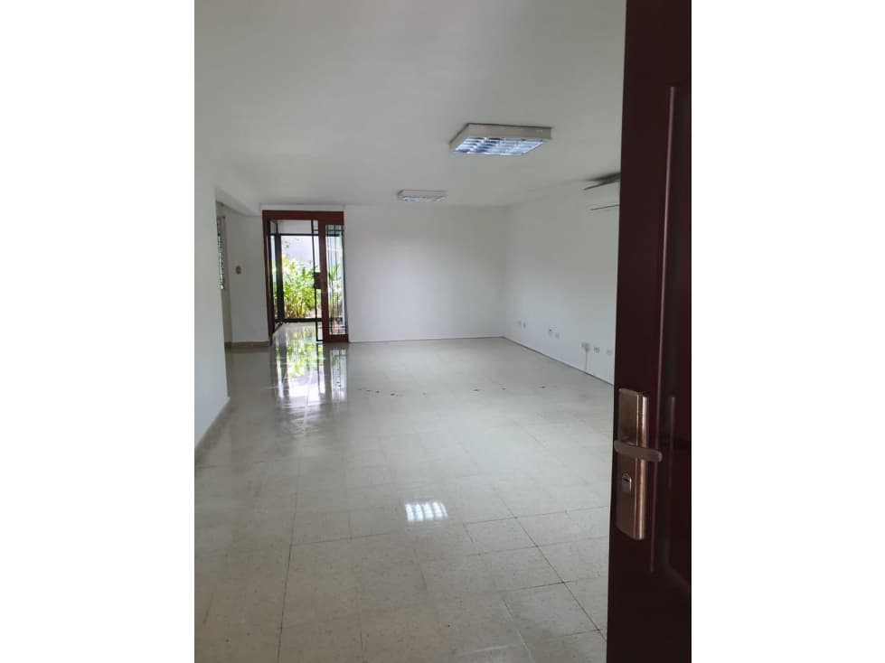 SE ALQUILA CASA DUPLEX EN MARBELLA CON LINEA BLANCA — foto 5