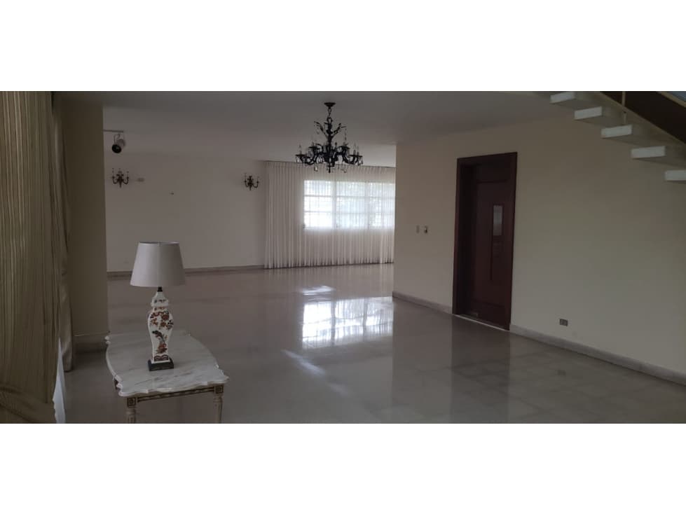 Se vende casa en Obarrio de 600 m2 $ 4,100,000 — foto 3
