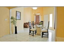 Se vende casa en Villa Zaita 180K