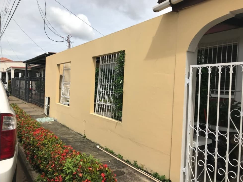 Se Alquila Casa en Campo Limberg $ 900 — foto 5
