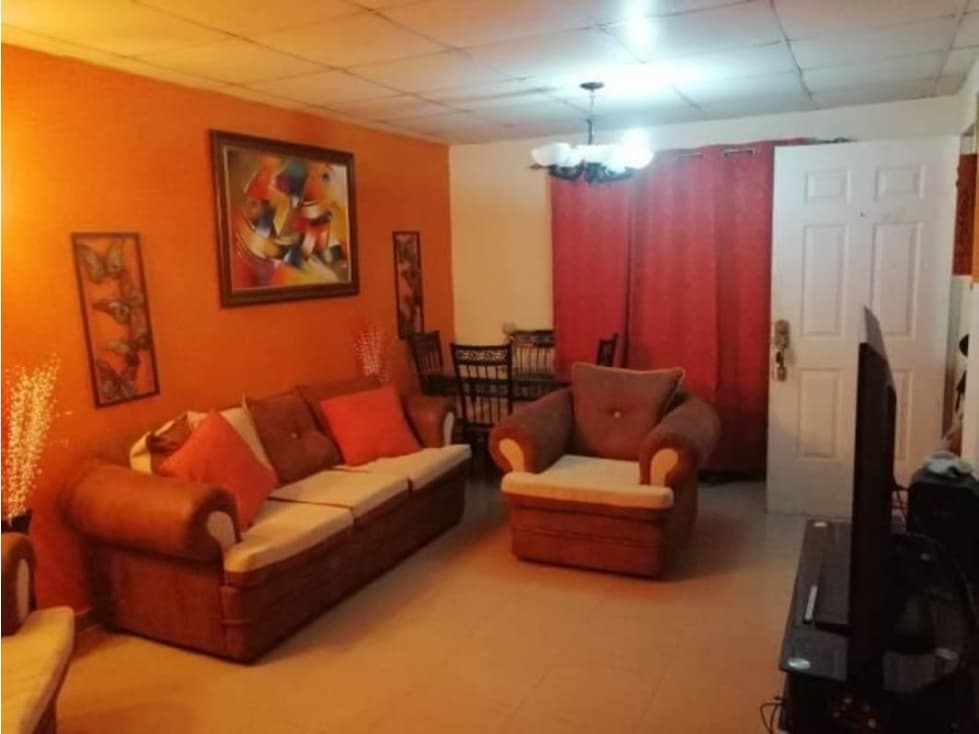 SE VENDE CASA EN PADRERAS SAN LORENZO — foto 1