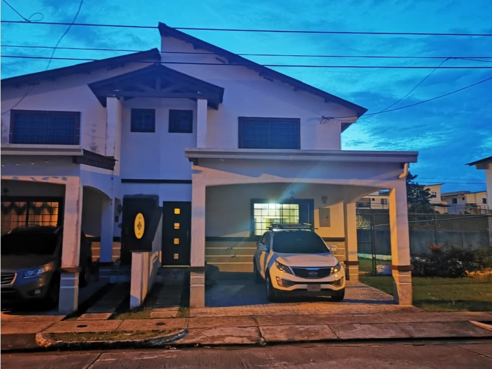 Se vende casa en Quintas del Lago 180K — foto 2