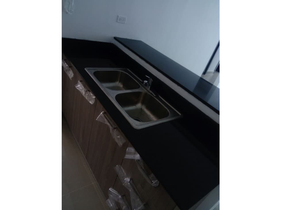 APARTAMENTO EN VENTA PH CORAL TOWERS VIA ESPAÑA — foto 5
