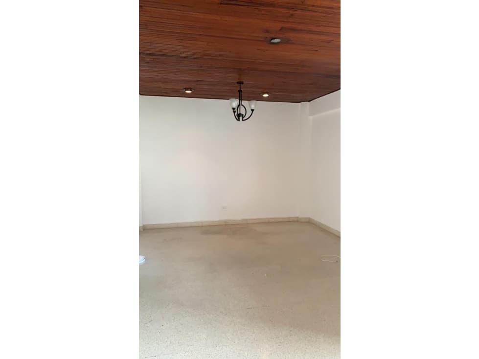 APARTAMENTO VACÍO P.H MEGAR CALLE 50 — foto 1