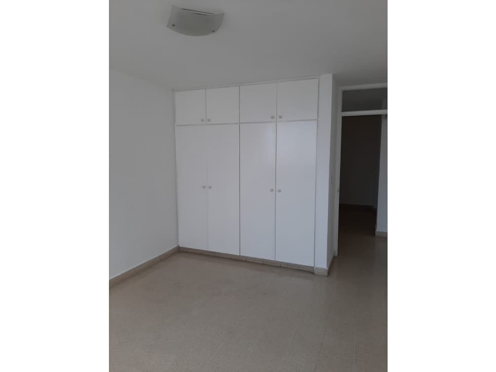 APARTAMENTO VACIO PH VISTA MAR CALLE 50 — foto 6