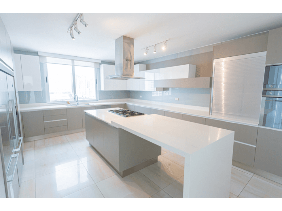 Sea confiable vende Penthouse en PH Infinity San Francisco — foto 1