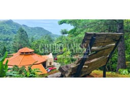 Se Vende Impresionante Casa de Montaña en Altos del Maria